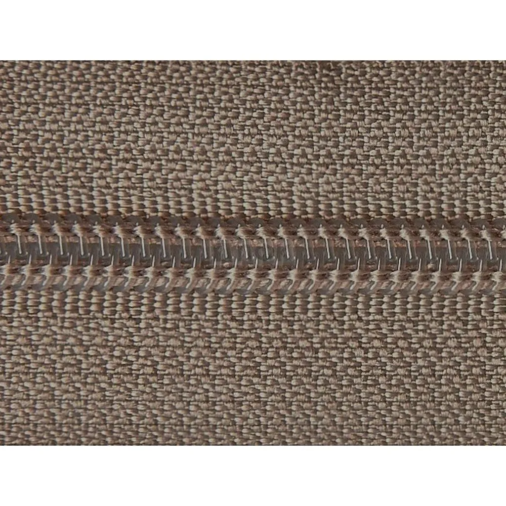 Рулонная молния спиральная (витая) тип 3 цв 301 (рул 400м/уп 4000м) — ПФКР Рулонная молния спиральная (витая) тип 3 цв 301 (рул 400м/уп 4000м)