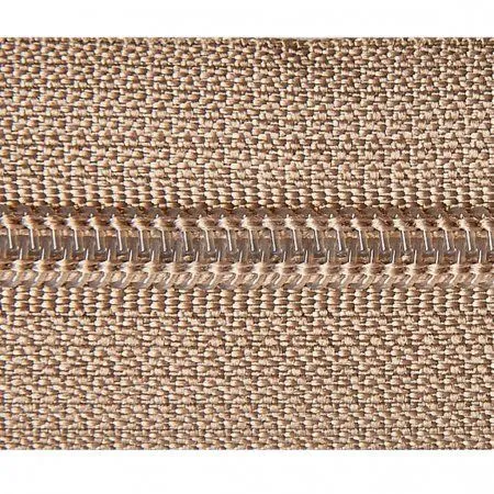 Рулонная молния спиральная (витая) тип 5 цв 292 16гр/м (рул 200м/уп 2000м) Рулонная молния спиральная (витая) тип 5 цв 292 16гр/м (рул 200м/уп 2000м)